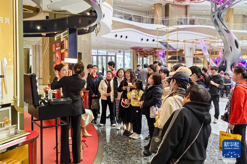 2023年海南离岛免税人均购物金额6478元_fororder_20240102c84b252310bd4c2da0eab8b428d6fe08_20240102ea554b1ef06c4441ae83f4d7fb8b38f3