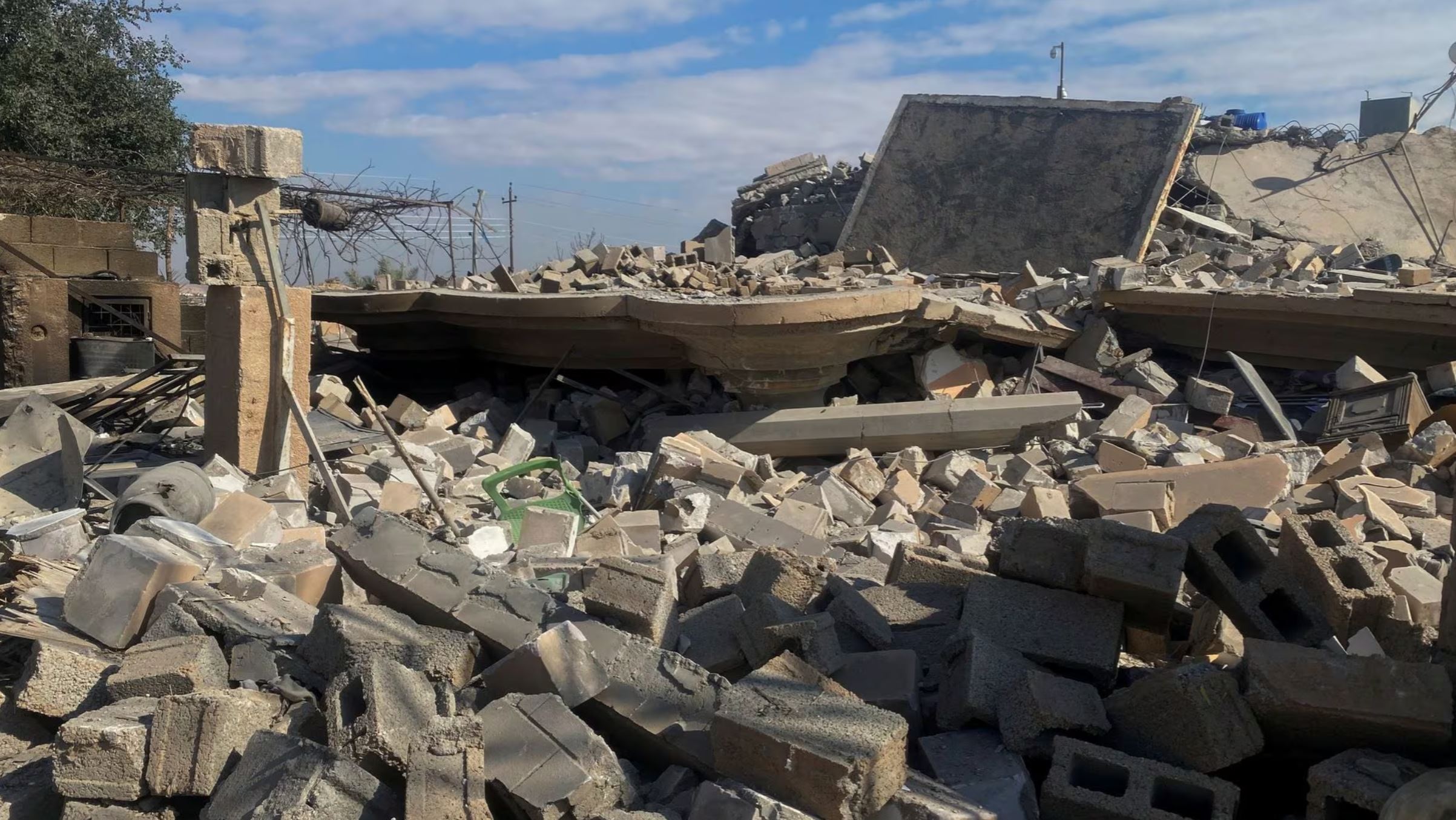 多国震怒 美军空袭展现霸权和虚伪