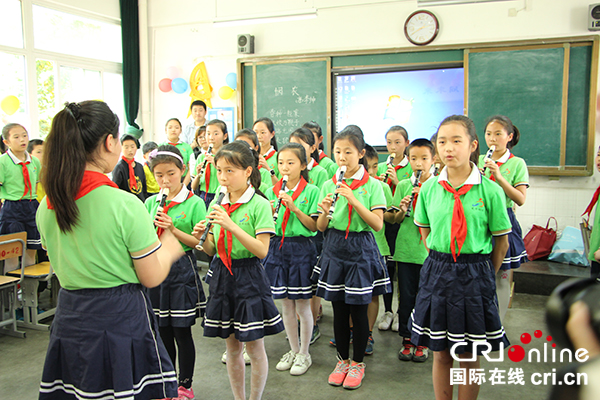 图片默认标题_fororder_木笛演奏《you-and-me》（摄影-耿茂林）