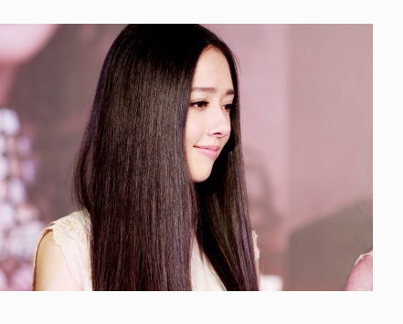 侧脸完美的女星：郭碧婷唯美孙俪性感妩媚
