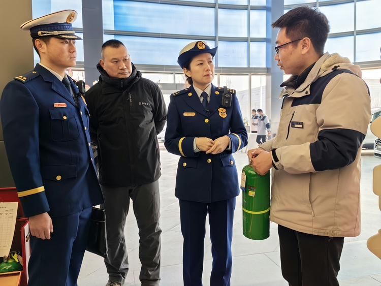 防患于未“燃”——石家庄市裕华区消防救援大队联合多部门开展实战化应急疏散演练活动_fororder_3