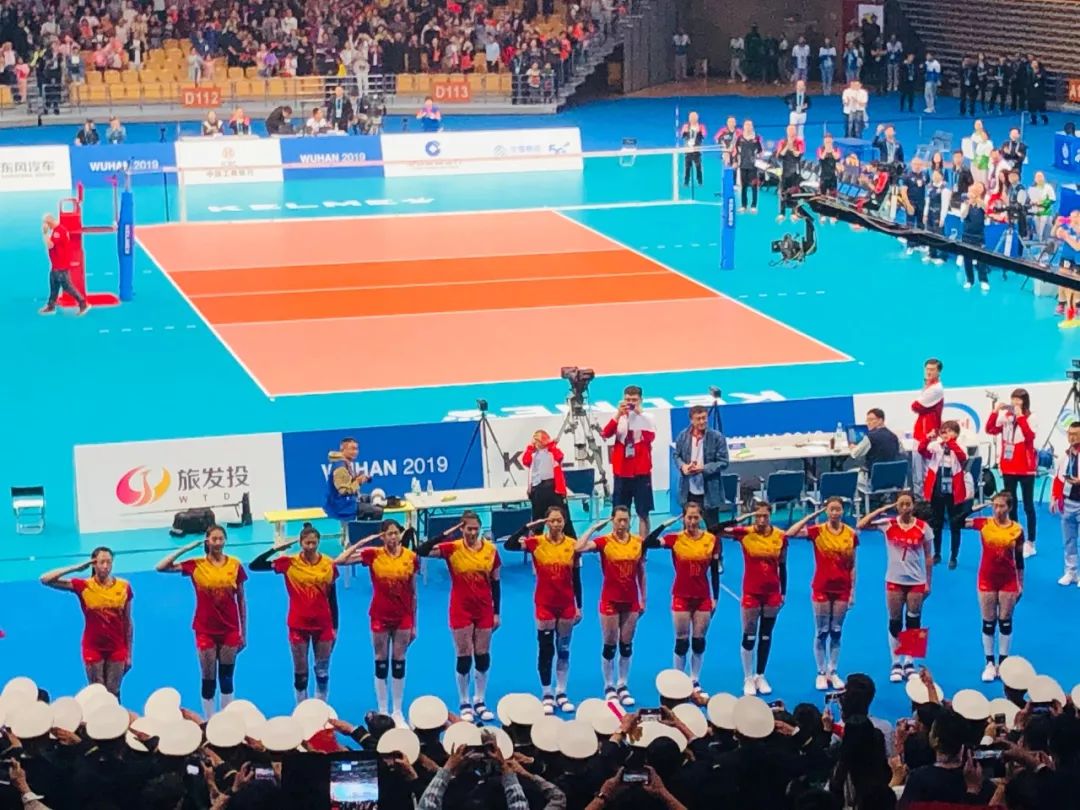 #经济日报#军运会中国平均多久拿一块金牌？数字上热搜，太狠了！