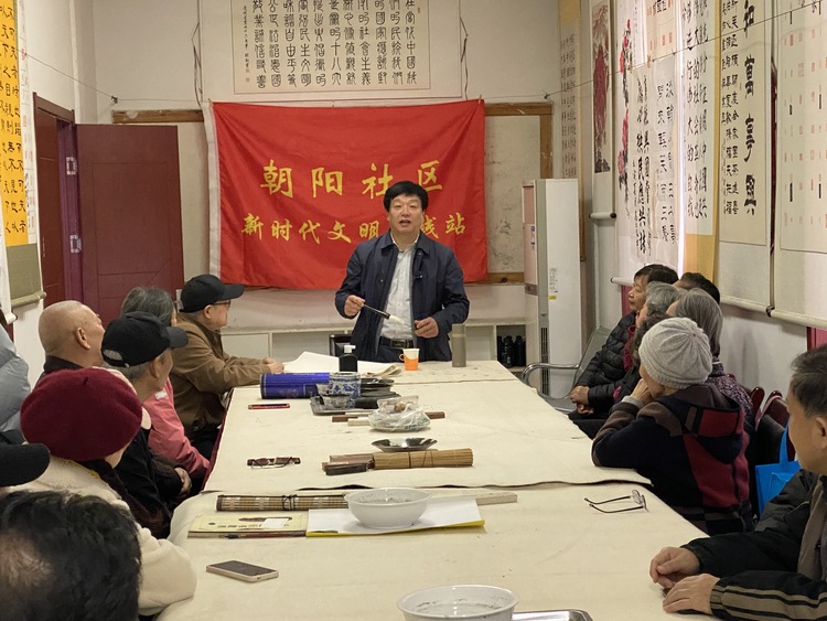石家庄新华区:书画社丰富居民文化生活_fororder_微信图片_20240125155304