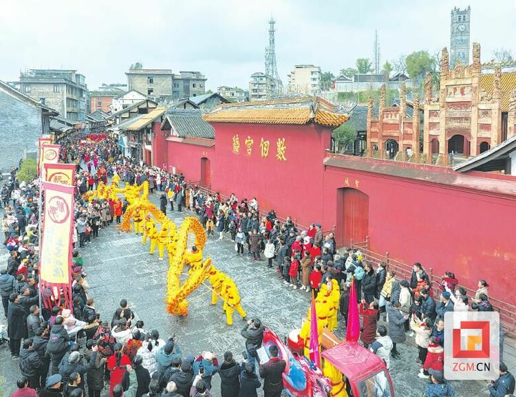 （转载）一碗豆花推动百业发展——自贡富顺县新春文旅市场人气爆棚