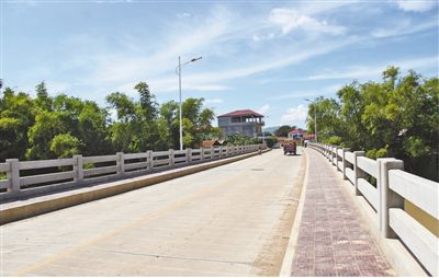 人民日报■“日子好起来，都是因为有了这条路”