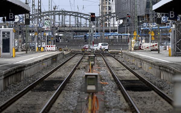 德邦铁道公司与火车司机工会告竣有时同意 火车司机罢工将提前终结