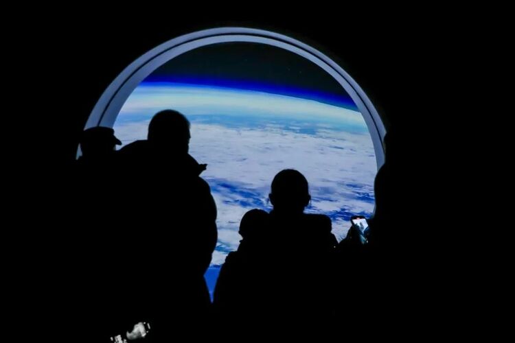 从“李白诗意”到“航天星海” 沉浸式艺术展带来多元体验! 从“李白诗意”到“航天星海” 沉浸式艺术展带来多元体验!