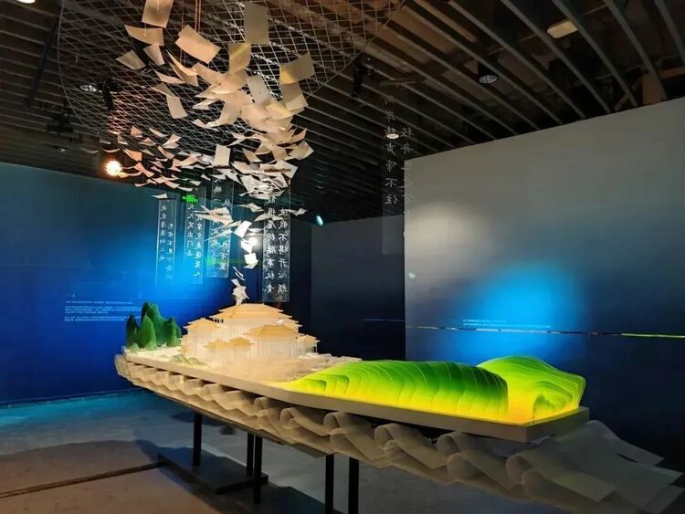 从“李白诗意”到“航天星海” 沉浸式艺术展带来多元体验! 从“李白诗意”到“航天星海” 沉浸式艺术展带来多元体验!