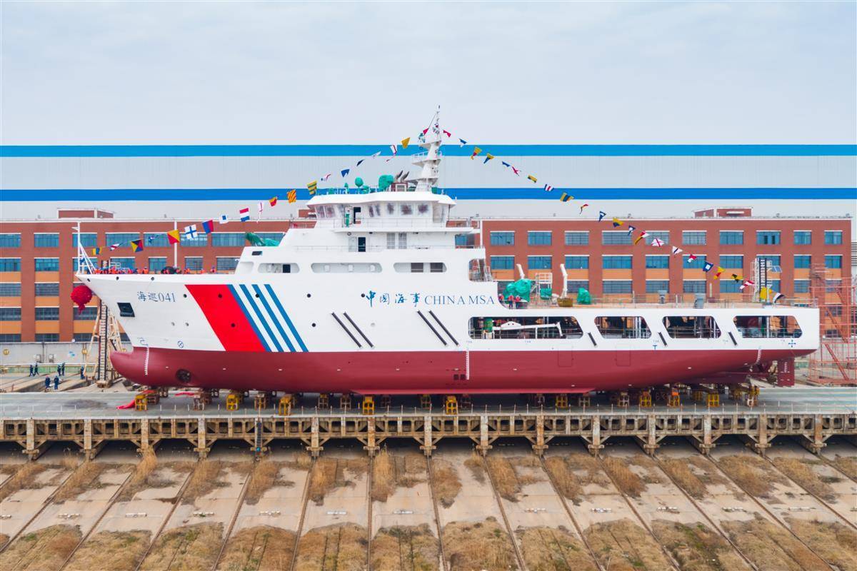 武船造!我国海事系统最大溢油回收船在汉下水