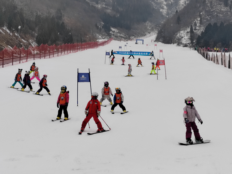 【原创】2023济南市校园冰雪冬令营在金象山滑雪场开幕_fororder_图片2