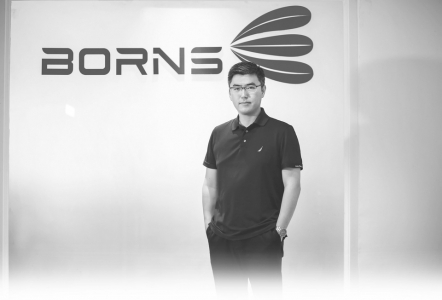 （成都列表，导航成都，移动端）打破垄断 “成都造”手术机器人有望明年面世