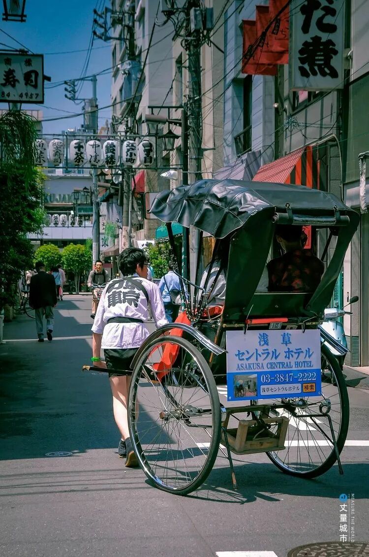 City walk还能带动消费?看街区重塑如何激活城市商圈 City walk还能带动消费?看街区重塑如何激活城市商圈