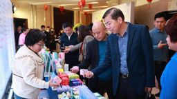 漳州市举办婴童用品产业“手拉手”产销对接会