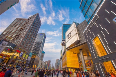 (转载)代表委员热议:“万亿消费城市”之后 成都还有哪些潜能可挖?