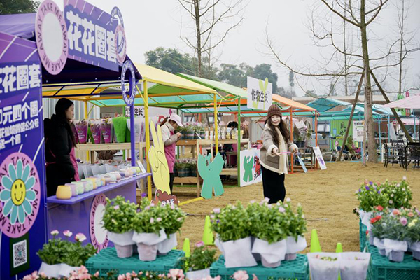 2024成都(温江)“花·灯”新春大庙会启幕_fororder_温江花市-供图-成都市温江区委宣传部(3)