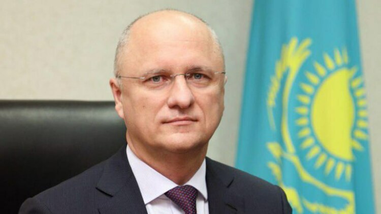 哈萨克斯坦总统托卡耶夫签署总统令解散行政部门