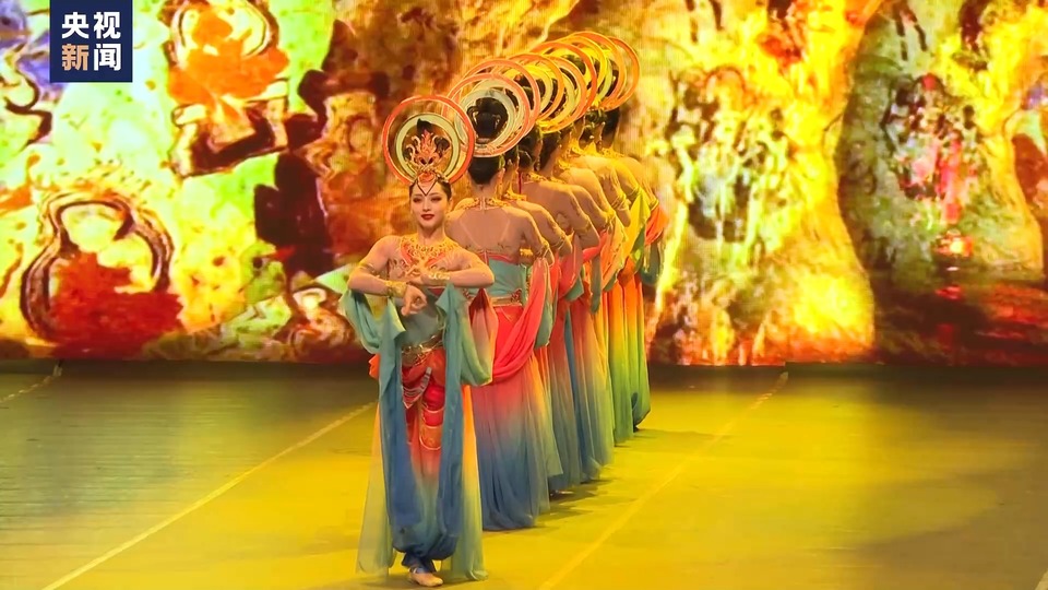 庆龙年新春 “欢乐春节”系列活动在多国举行