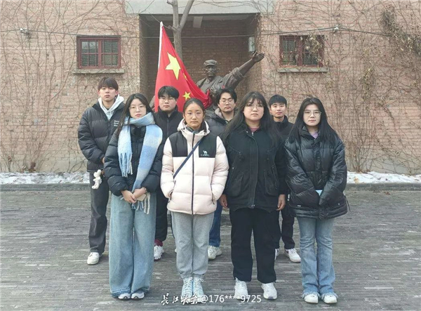 涉及12省份43所高校 大学生们在长江网分享寒假社会实践_fororder_9