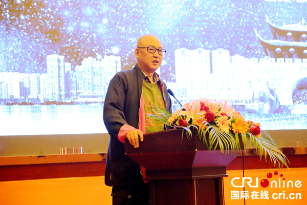 图片默认标题_fororder_四川山西商会会长樊建川讲话--摄影刘昌盛