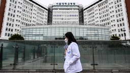 举报医协人士，扩大护士职责……韩国政府强硬应对医生辞职潮