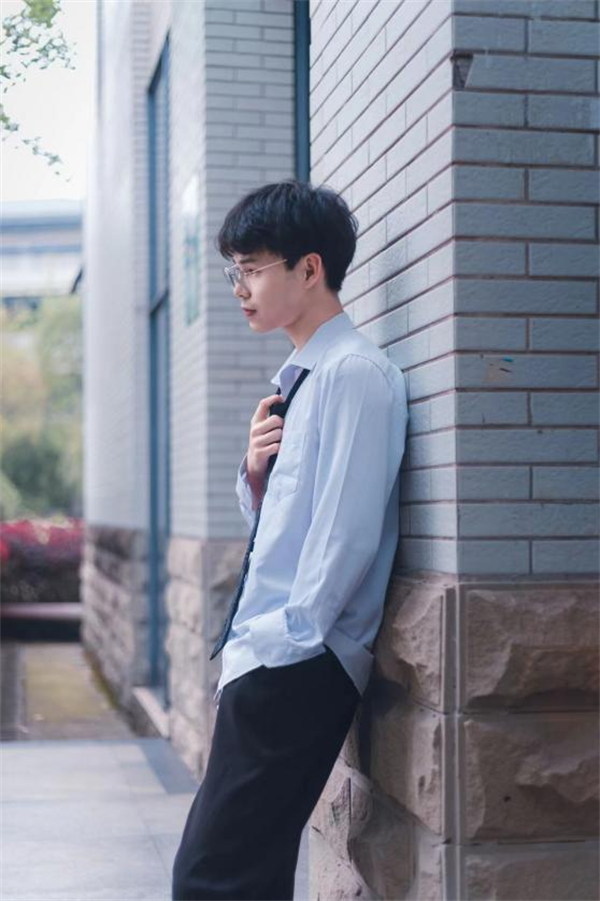 【重庆新思路新格局开启“新学季”】学生说①:征途始于足下 青年逐梦再攀高峰_fororder_图片3