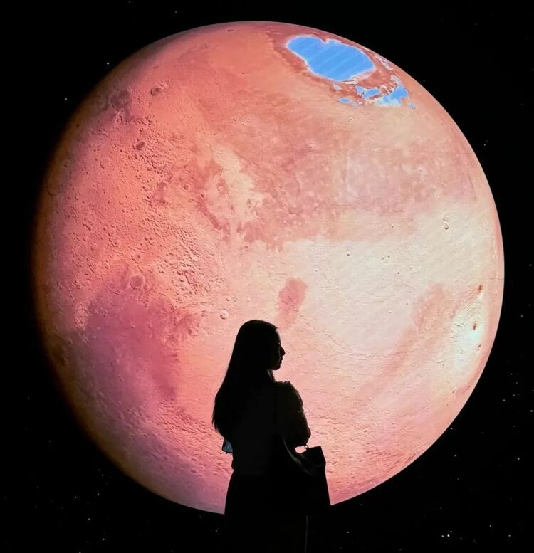 从“李白诗意”到“航天星海” 沉浸式艺术展带来多元体验! 从“李白诗意”到“航天星海” 沉浸式艺术展带来多元体验!