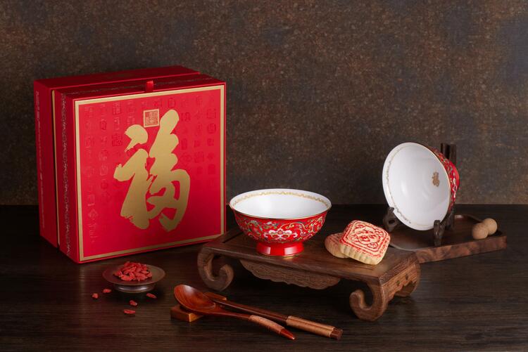 传统文化融入当代设计 这个春节北京的“龙文创”火了 传统文化融入当代设计 这个春节北京的“龙文创”火了