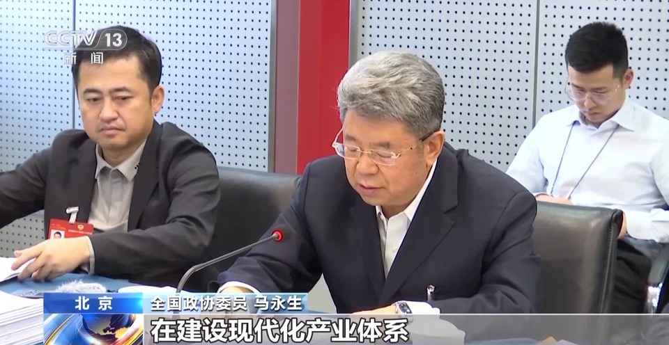 担负科技创新重任 全国政协委员们热议深入实施科教兴国战略