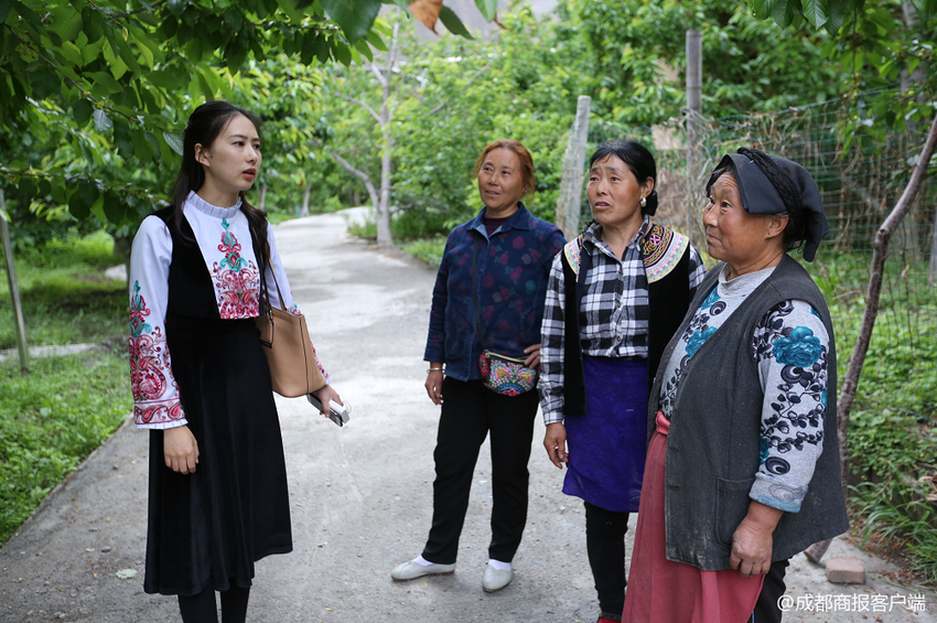 （导航成都）震后十年汶川车厘子出游记：90后羌族美女让车厘子“梦想插电”登上全民餐桌