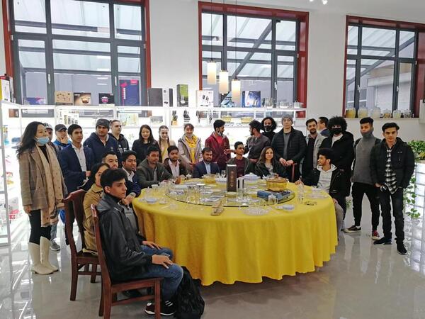 Successful Exchange Held at Home Glass Exhibition in Shandong