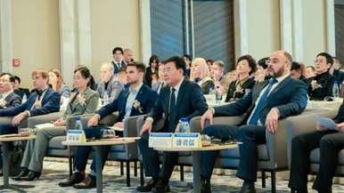 中国延边—俄罗斯滨海边疆区经贸旅游合作洽谈会在符拉迪沃斯托克举行
