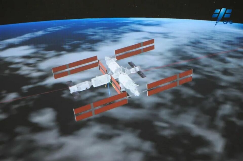 独家视频丨神舟十八号载人飞船与空间站组合体完成自主快速交会对接