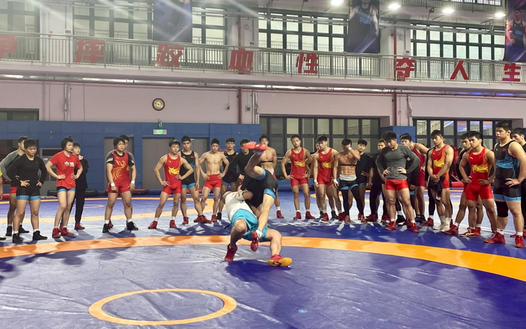 广西摔跤运动员积极备战第十五届全运会_fororder_图片9