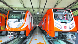 “湖南造”胶轮地铁列车海外投运 最高运营时速80千米