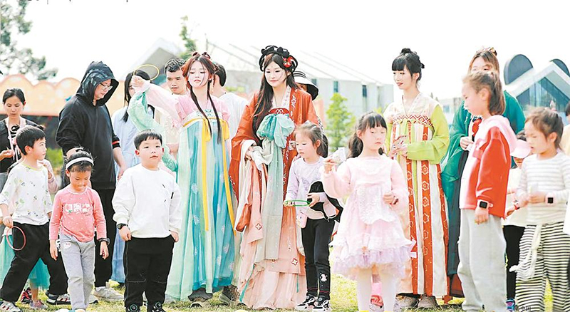 (转载)全国踏青游热门城市 成都排首位_fororder_未标题-1