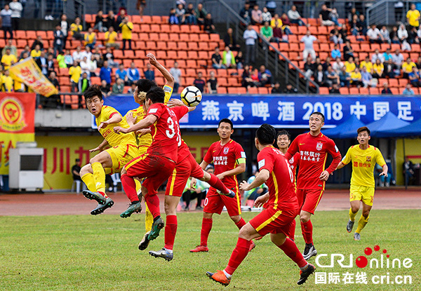 图片默认标题_fororder_1激烈拼抢（摄影-廖志全）