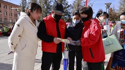 【原创】张掖市肃南消防组织志愿者开展“走街串巷”消防安全宣传活动