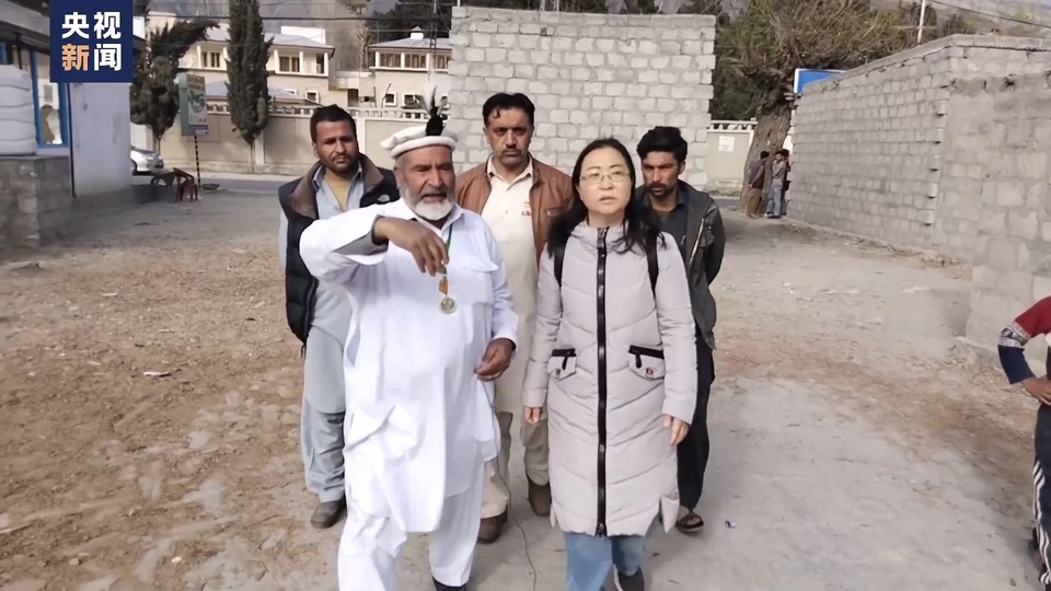 巴基斯坦守陵老人阿里:守护中国烈士一百年也不算长