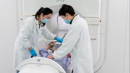 上海首台磁共振加速器投入临床应用 可精准杀灭肿瘤