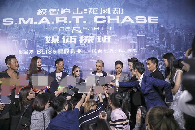 奥兰多尽显吃货本色 与熊黛林情感戏虐心(组图)