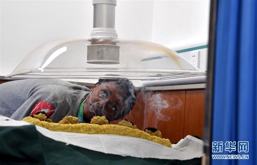 「新华网」科摩罗姑娘的汉语缘