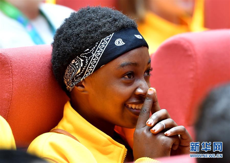 「新华网」科摩罗姑娘的汉语缘