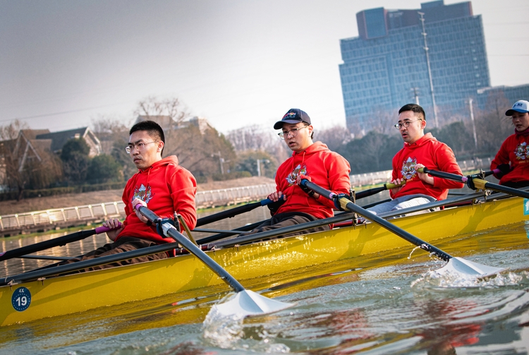 以“水”为媒，南京打造城市运动新名片