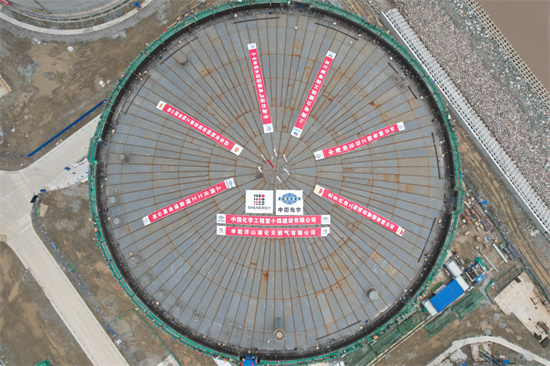 中国化学十四化建承建的22万立方米LNG储罐升顶成功_fororder_图片25
