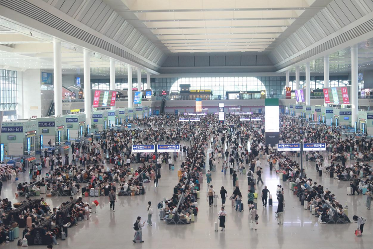 “五一”假期广西交通运输发送旅客超676.38万人次_fororder_图片6