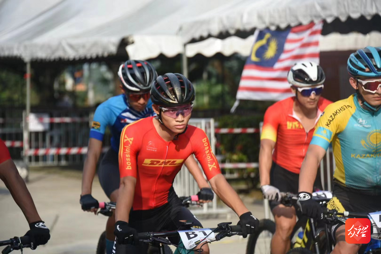 亚洲山地自行车锦标赛 贵州健儿助力中国队夺首金