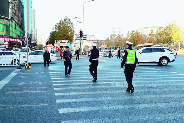 哈市交警部门全警上路 对交通违法“零容忍”