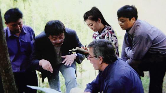 中青在线@那一眼，看破星辰