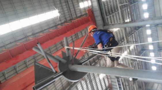 中青在线@那一眼，看破星辰