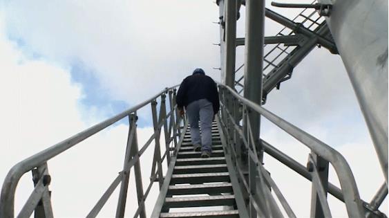 中青在线@那一眼，看破星辰